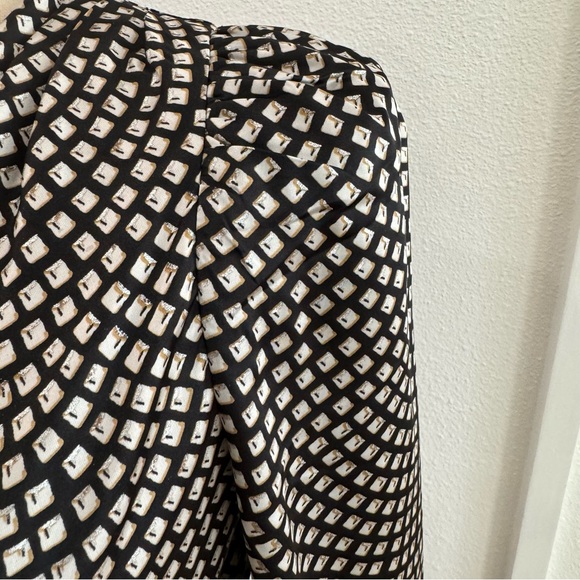 EUC  Express Satin Printed V-Neck Ruched Ruffle Sheath Mini Dress - Picture 8 of 11